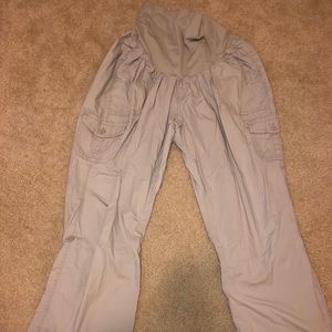 Plus size maternity convertible pants